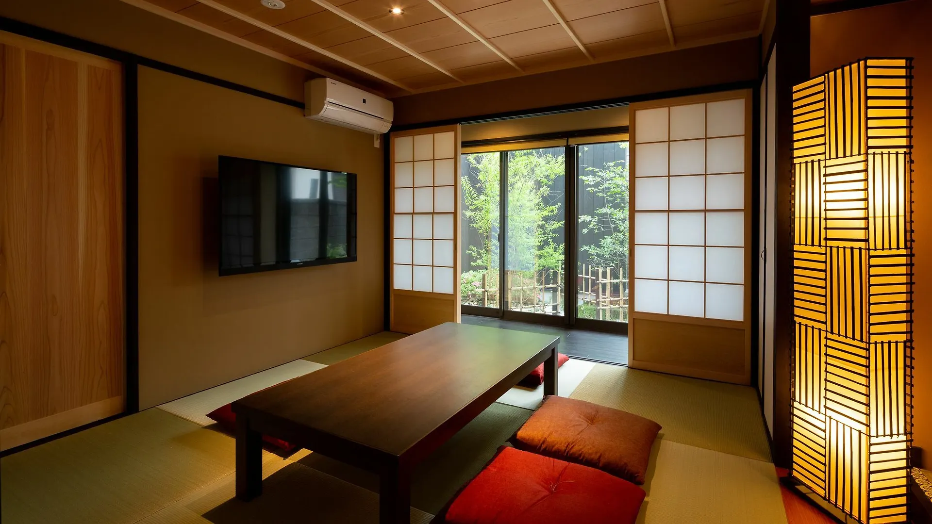 Tsumugi Fushimiinari Bettei Apartment Kyoto Japan